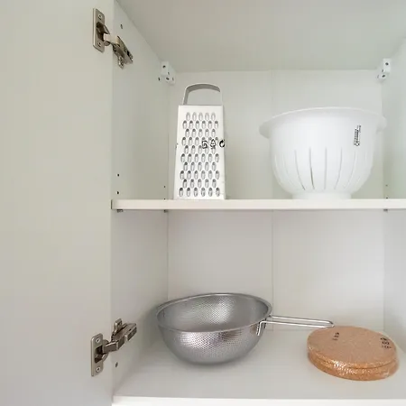 Tolstov - 250m2 Loft With 6 Im Industriegebiet - 20 Min Messe Dus & Old Town Dus Apartment *