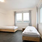 Tolstov - 250m2 Loft With 6 Im Industriegebiet - 20 Min Messe Dus & Old Town Dus