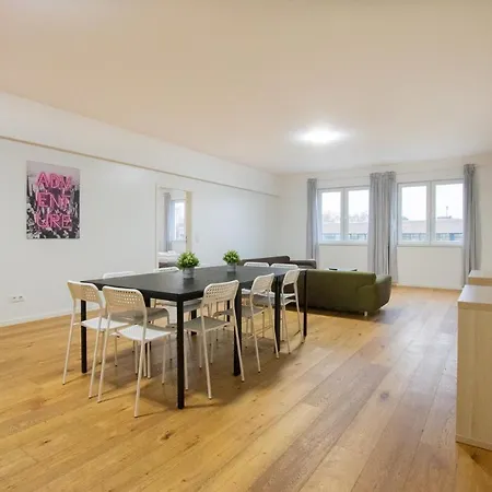 Tolstov - 250m2 Loft With 6 Im Industriegebiet - 20 Min Messe Dus & Old Town Dus Apartmán *