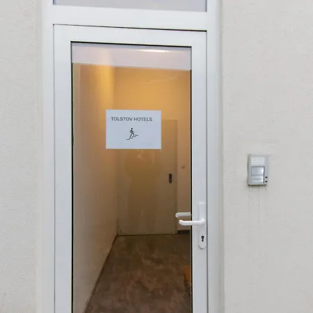Apartmán Tolstov - 250m2 Loft With 6 Im Industriegebiet - 20 Min Messe Dus & Old Town Dus *