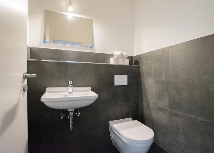 Apartament Tolstov - 250m2 Loft With 6 Im Industriegebiet - 20 Min Messe Dus & Old Town Dus