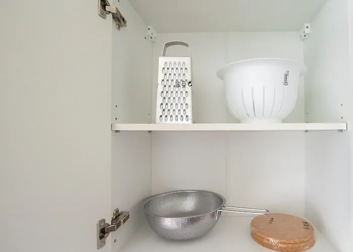 Tolstov - 250m2 Loft With 6 Im Industriegebiet - 20 Min Messe Dus & Old Town Dus Apartman *