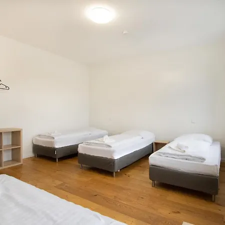 Raj Living - 250m2 Loft With 6 Im Industriegebiet - 20 Min Messe Dus & Old Town Dus * Dusseldorf
