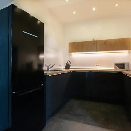 Raj Living - 250m2 Loft With 6 Im Industriegebiet - 20 Min Messe Dus & Old Town Dus Dusseldorf