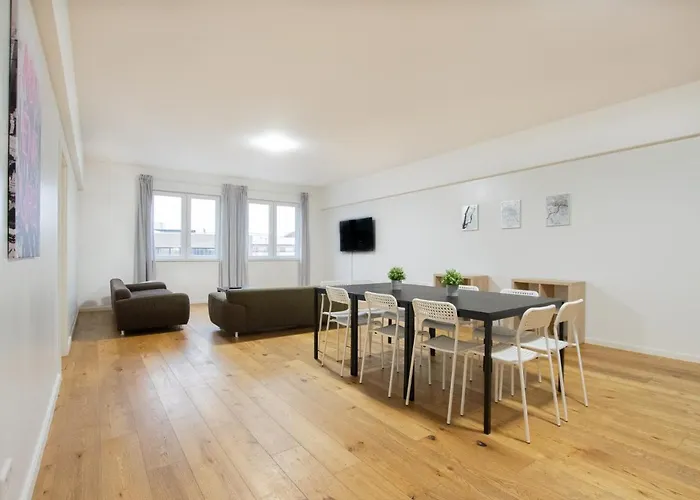 Tolstov - 250m2 Loft With 6 Im Industriegebiet - 20 Min Messe Dus & Old Town Dus