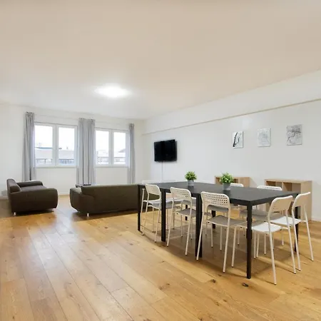 Tolstov - 250m2 Loft With 6 Im Industriegebiet - 20 Min Messe Dus & Old Town Dus