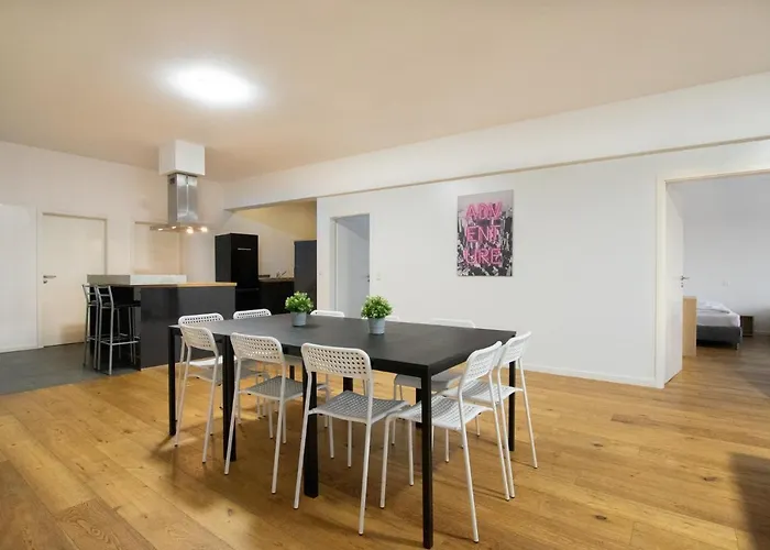 Lejlighed Tolstov - 250m2 Loft With 6 Im Industriegebiet - 20 Min Messe Dus & Old Town Dus Düsseldorf