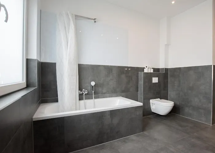 Lejlighed Tolstov - 250m2 Loft With 6 Im Industriegebiet - 20 Min Messe Dus & Old Town Dus Düsseldorf